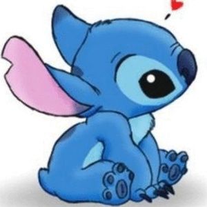 Meet your Posher, Lola